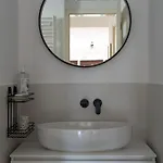 Apartman Elegant 2br With Private Garage In The Old Town *