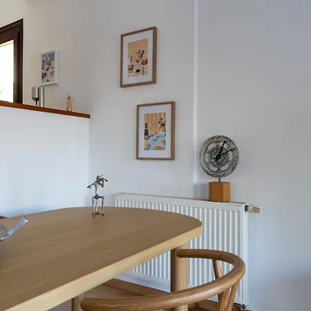 Elegant 2br With Private Garage In The Old Town Appartement Kavala