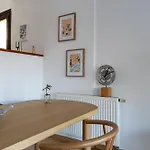 Elegant 2br With Private Garage In The Old Town Appartamento Kavala