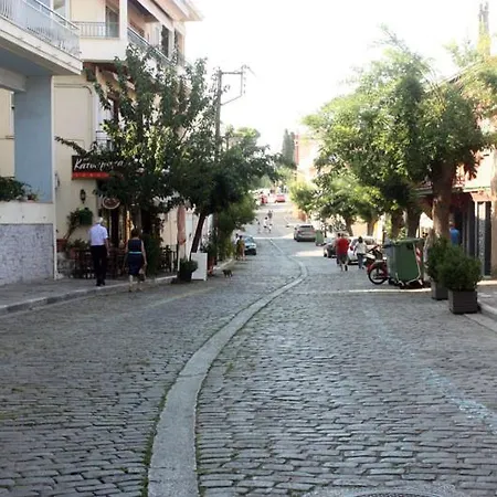 Elegant 2br With Private Garage In The Old Town * Kavala