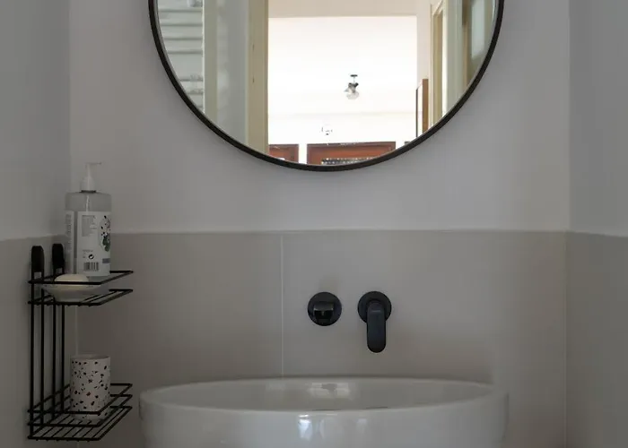 Lejlighed Elegant 2br With Private Garage In The Old Town *