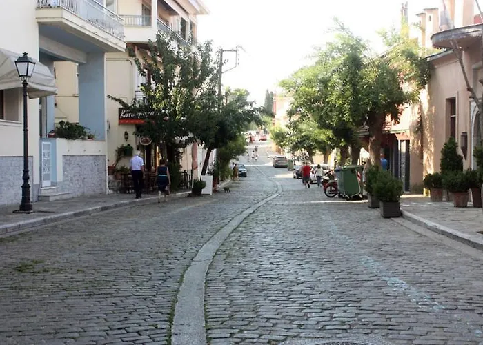 Elegant 2br With Private Garage In The Old Town * Kavala